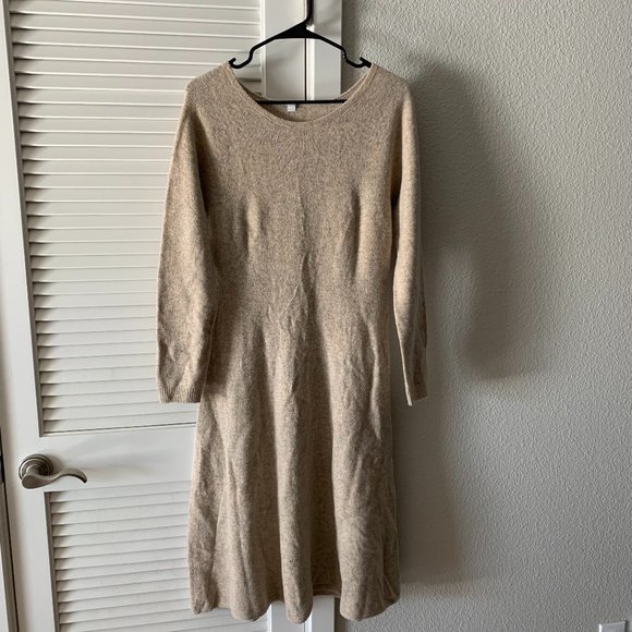 New Uniqlo U Beige Sweater Dress, Size S - Picture 1 of 5
